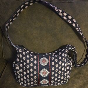 Vera Bradley Stylish Black Patterned Women's Handbag With Adjustable Strap